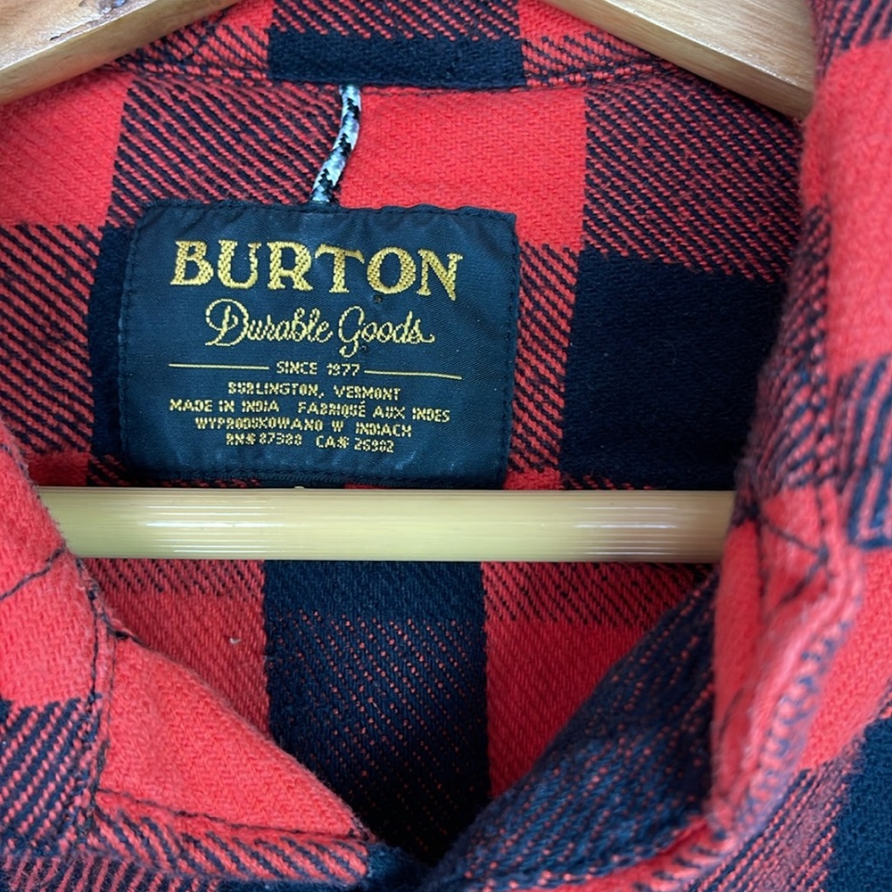 Burton Men's Red and Black Plaid Flannel Long Sleeve 100% Cotton Small Shirt - Picture 4 of 7